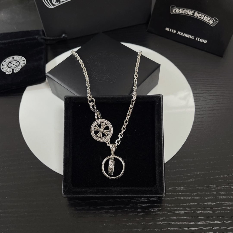 Ch**me He**ts necklaces